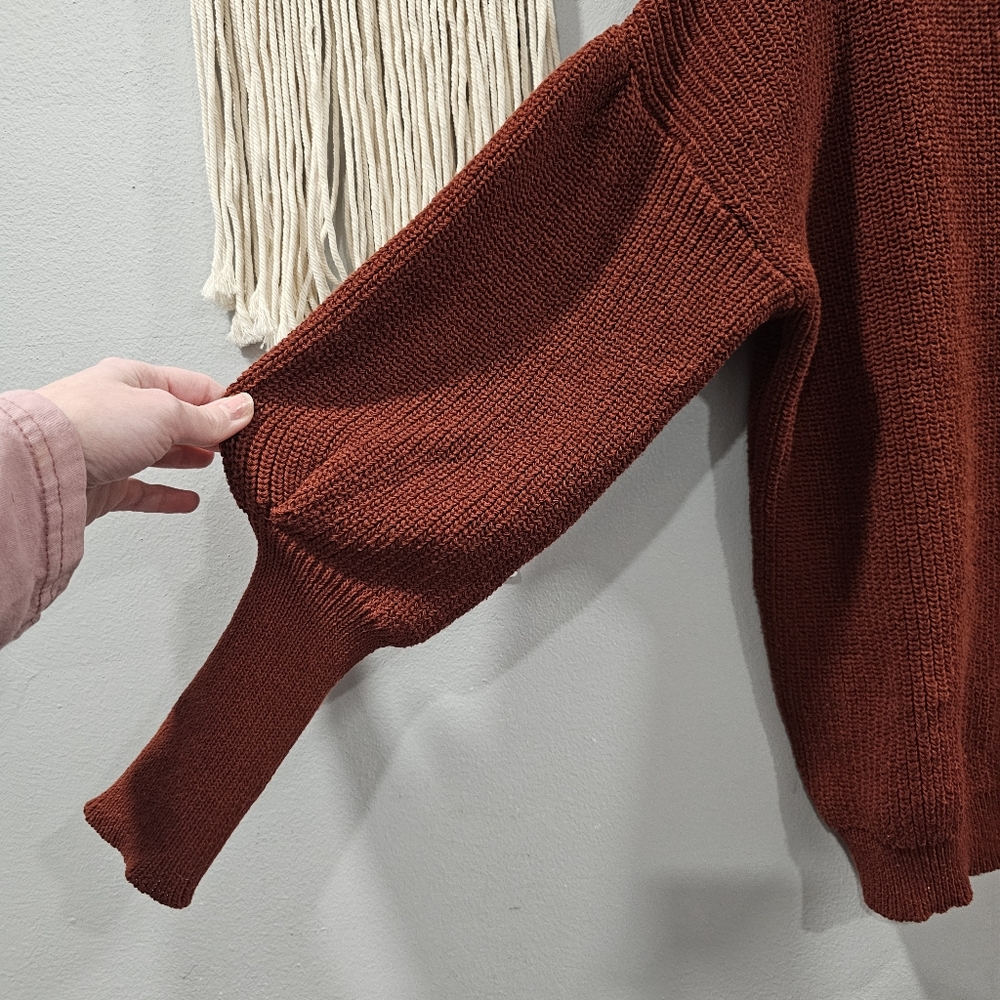 Super cute boutique sweater - Picture 6 of 6
